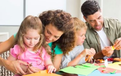 Aprende a realizar 3 manualidades con papel junto a tus hijos