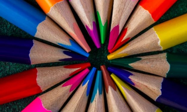 Aprenda a generar efectos artísticos con lápices de colores