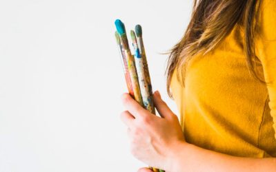 Estrategias para superar la autocrítica en la creatividad