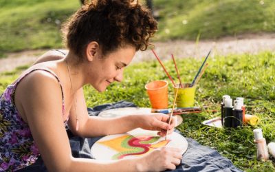 Actividades artísticas al aire libre para niños (ideas fáciles en verano)